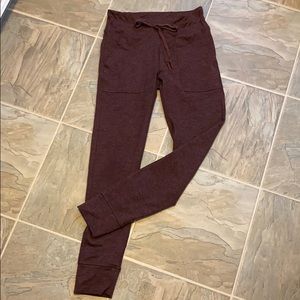 Aerie Heathered Maroon Jogger Legging